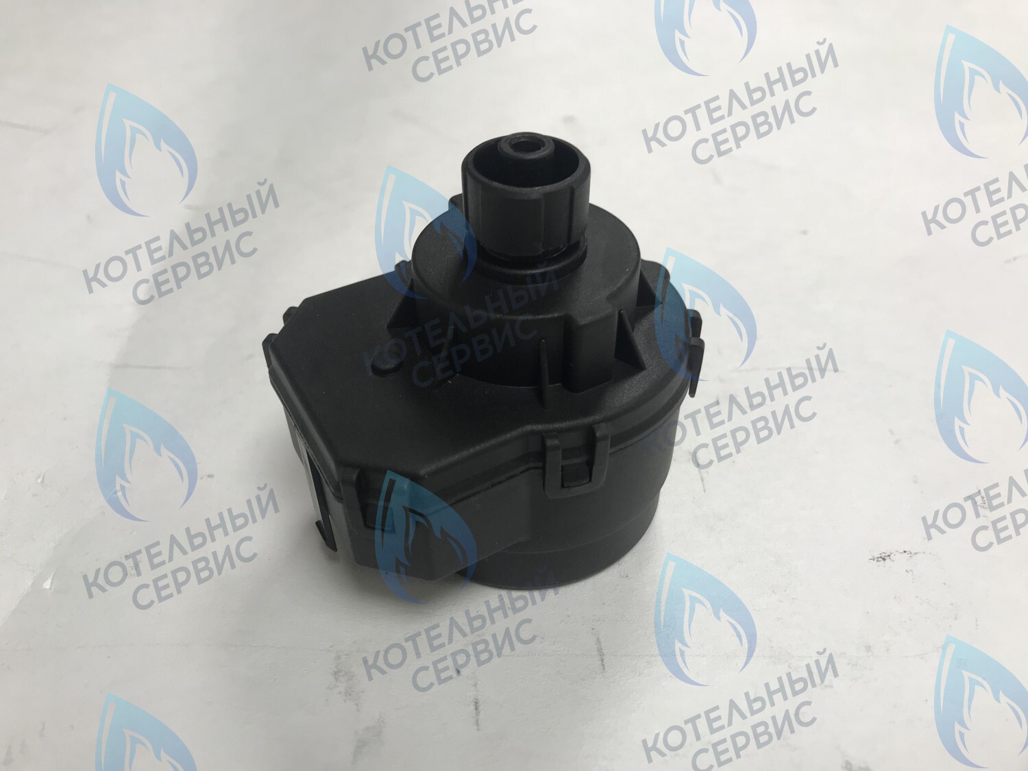 GM007-03 Сервопривод (мотор) трехходового клапана 220/240V  BAXI, KENTATSU, ELECTROLUX, IMMERGAS, FERROLI, HI-THERM, FEDERICA BUGATTI, LEMAX, E.C.A., BALTGAZ, FONDITAL, RODA в Орле