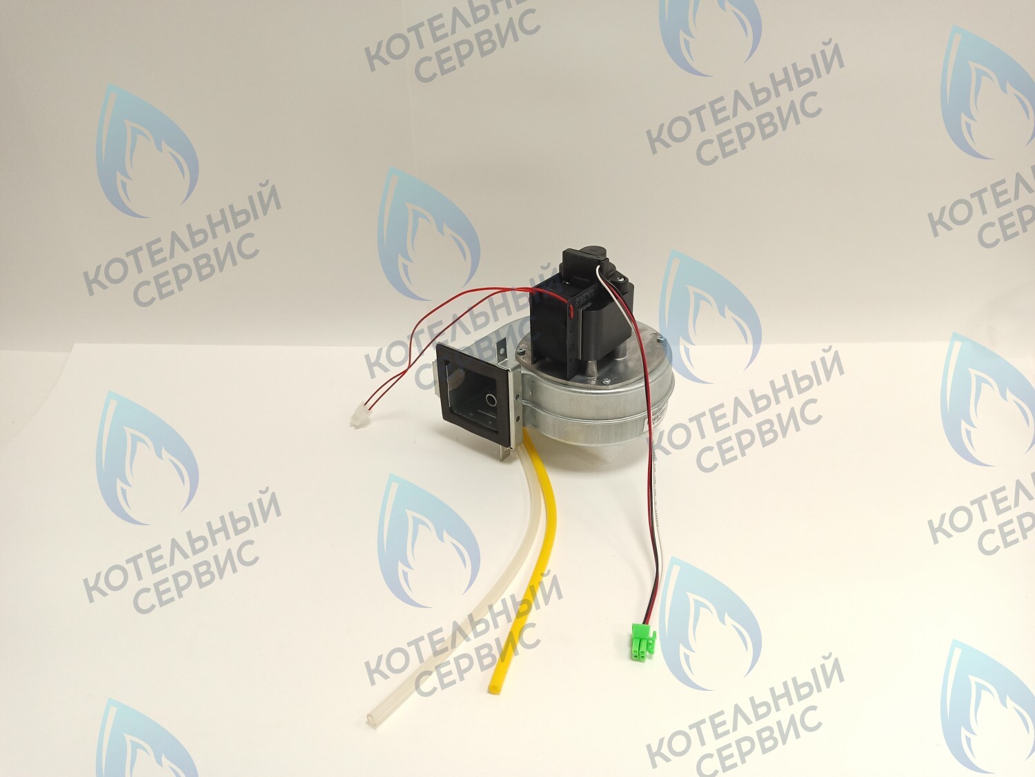 30012680A Вентилятор Navien Deluxe 13-24K (Ace 13-35К) в Орле