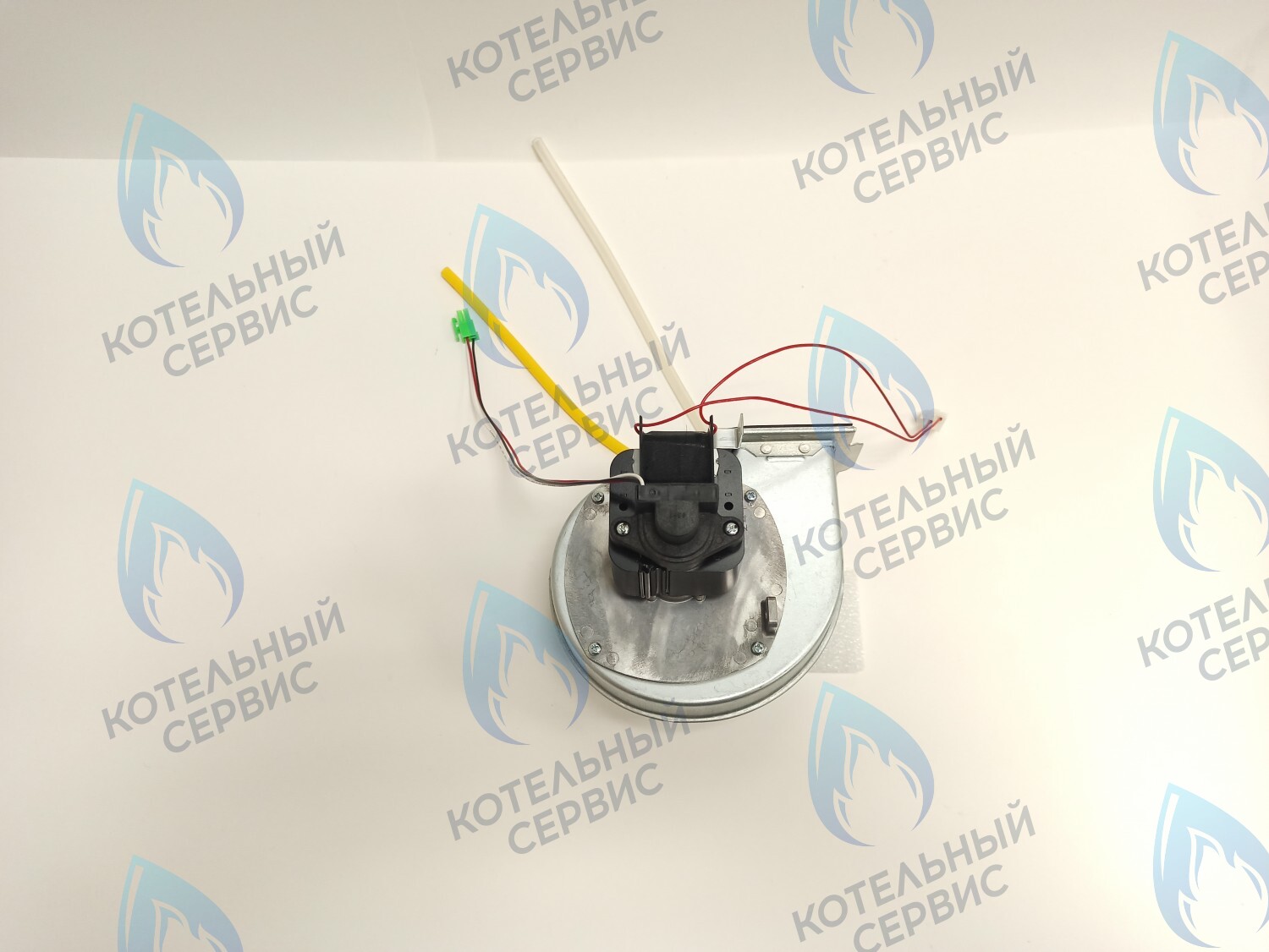 30012680A Вентилятор Navien Deluxe 13-24K (Ace 13-35К) в Орле