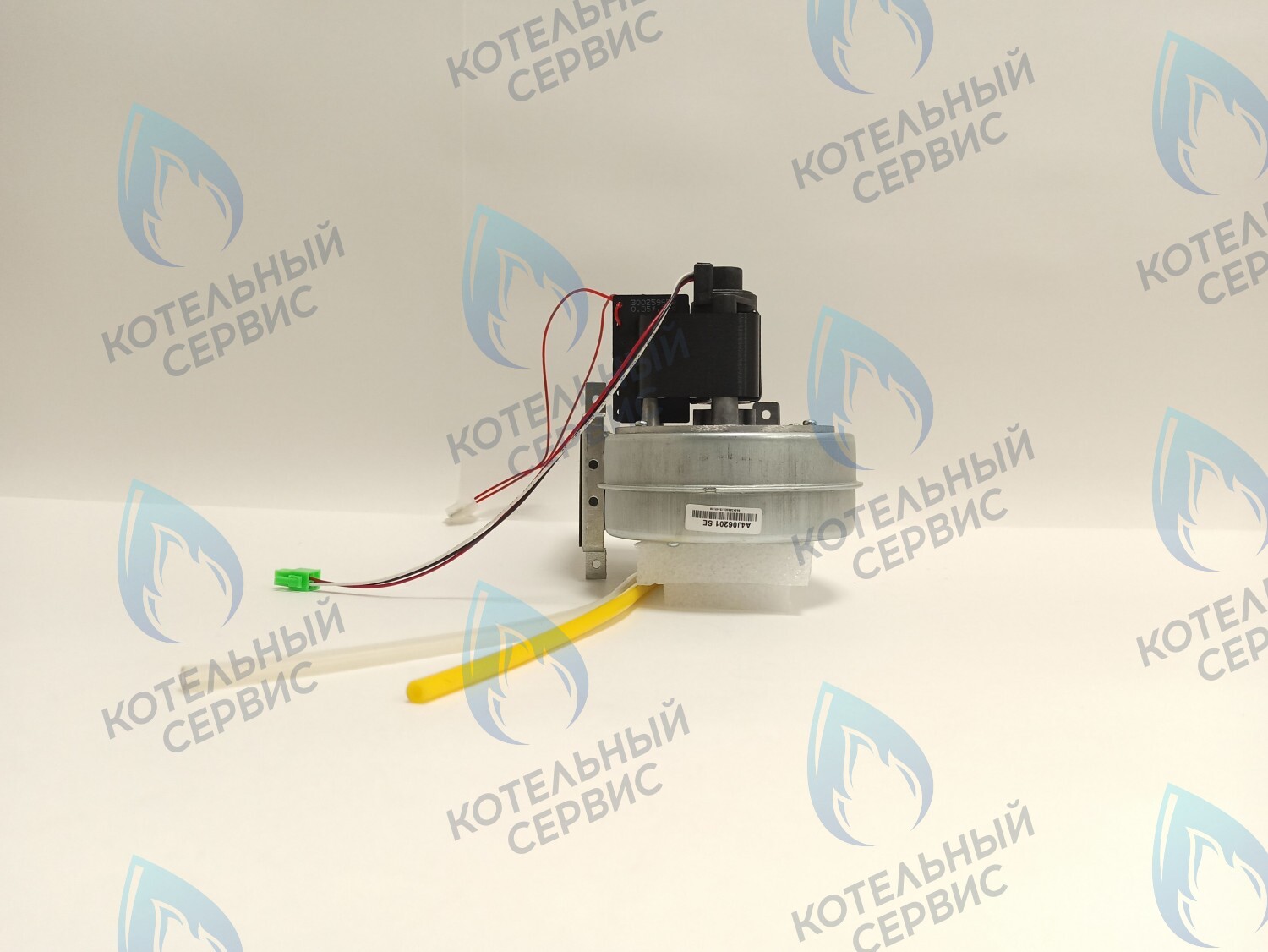 30012680A Вентилятор Navien Deluxe 13-24K (Ace 13-35К) в Орле