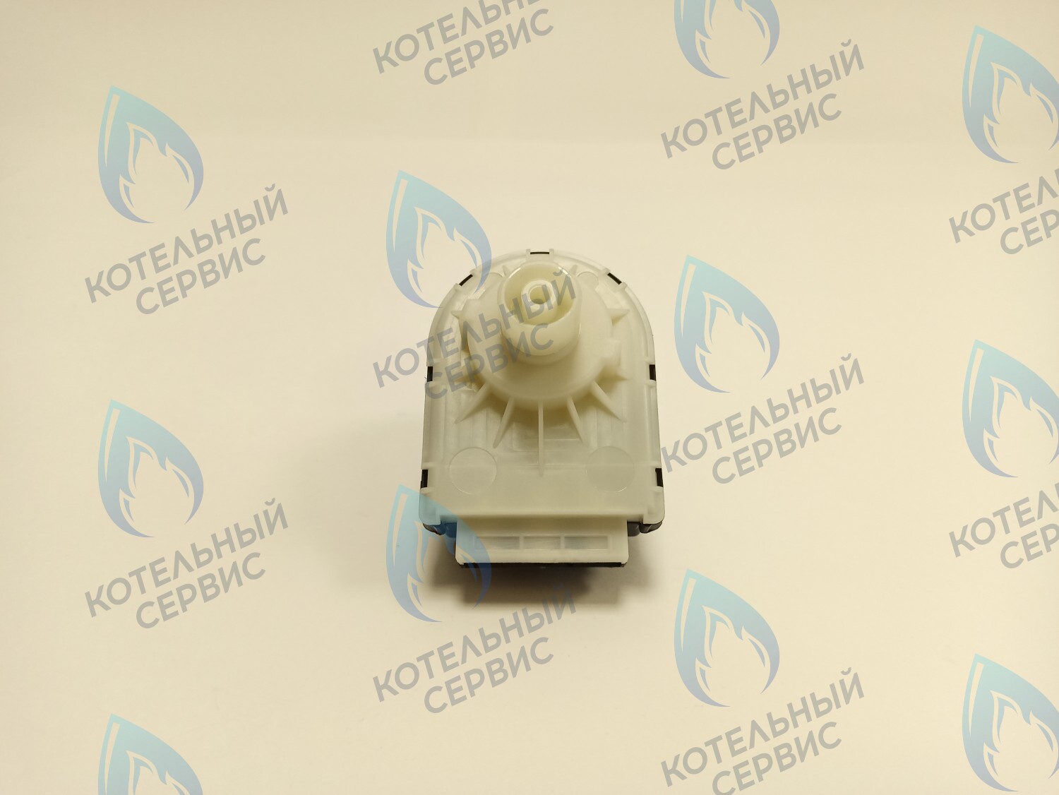 GM002 Сервопривод (мотор) трехходового клапана ARISTON (61302483-01) 10мм 220/240v (E) BAXI (5647340, 5694580, 5694581, 200025379, YYY56945811P, YYY005694581), CHAFFOTEAUX (61302483-01) в Орле