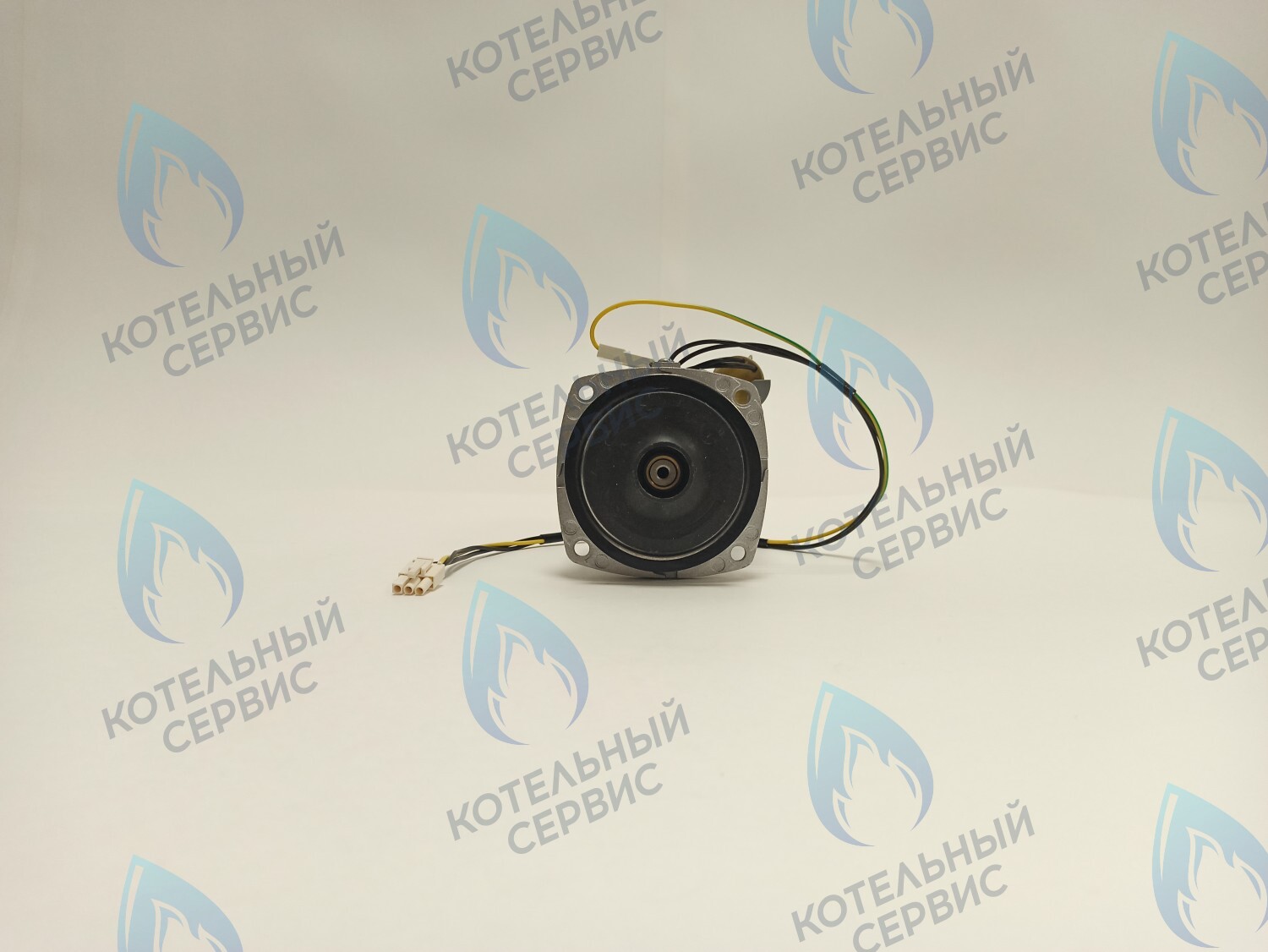 PH-W21CW50-WA82-Комп Двигатель насоса (черный пластик) (без улитки, с терминалом) (12/5, 15/5) аналог WILO 82w INTMSL15/5 HE-1 (21мм по часовой) в Орле