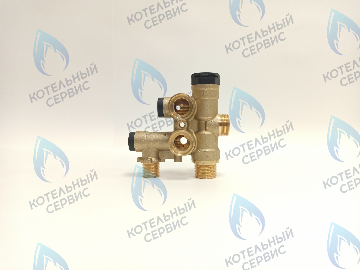 GGT016 Трехходовой клапан Viessmann Vitopend A1JB (7856970) в Орле